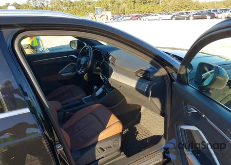 2021 Audi Q3 Premium Plus 45 Tfsi S Line Quattro Tiptronic z USA, uszkodzony, nr VIN WA1EECF32M1046174